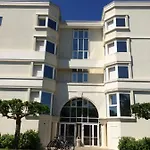 A 300m De La Plage, Parc, Piscine, Terrasse * La Baule