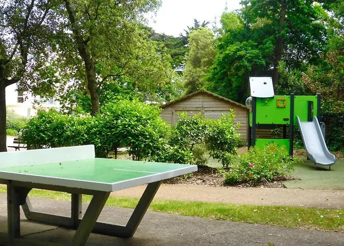 Apartment A 300m De La Plage, Parc, Piscine, Terrasse